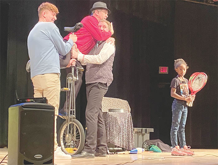 Magician visits LE - Rappahannock Record